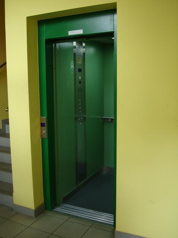 Noclegi Olimp Opole Extérieur photo