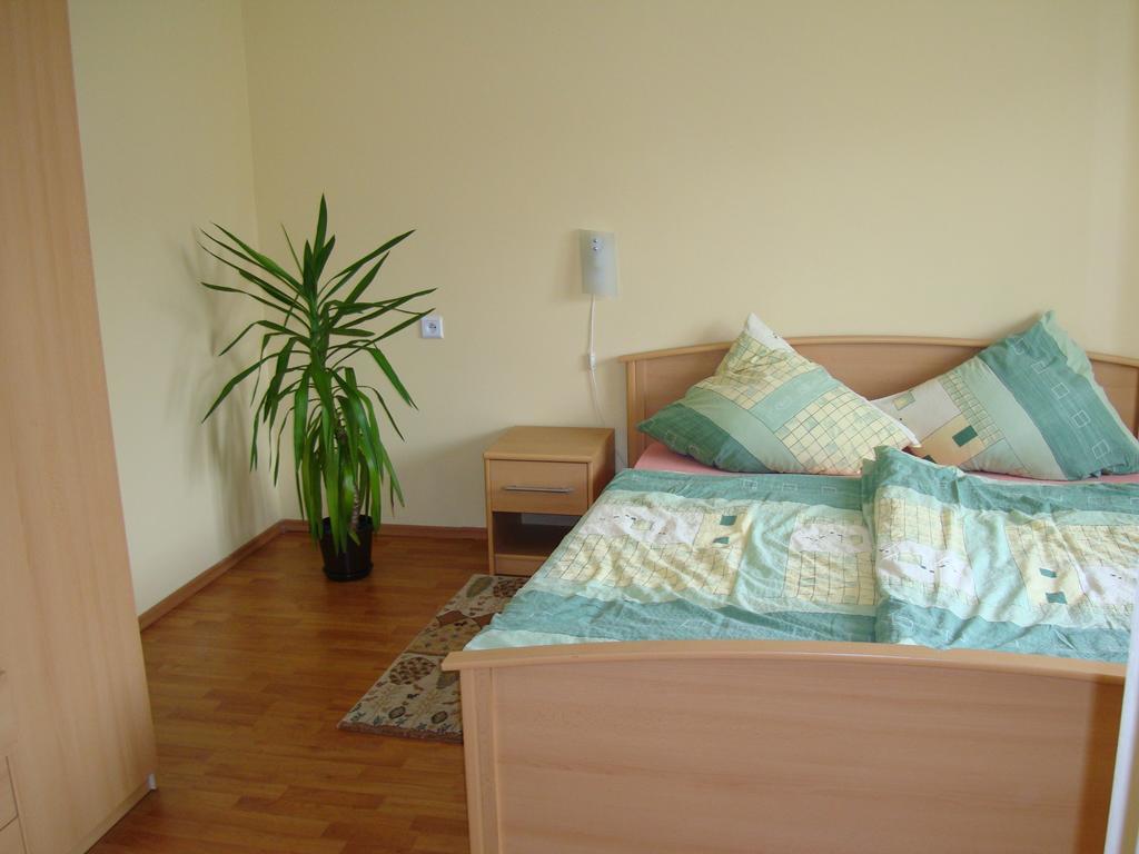 Noclegi Olimp Opole Chambre photo