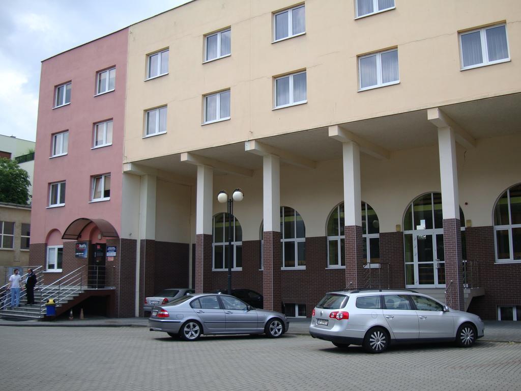 Noclegi Olimp Opole Extérieur photo