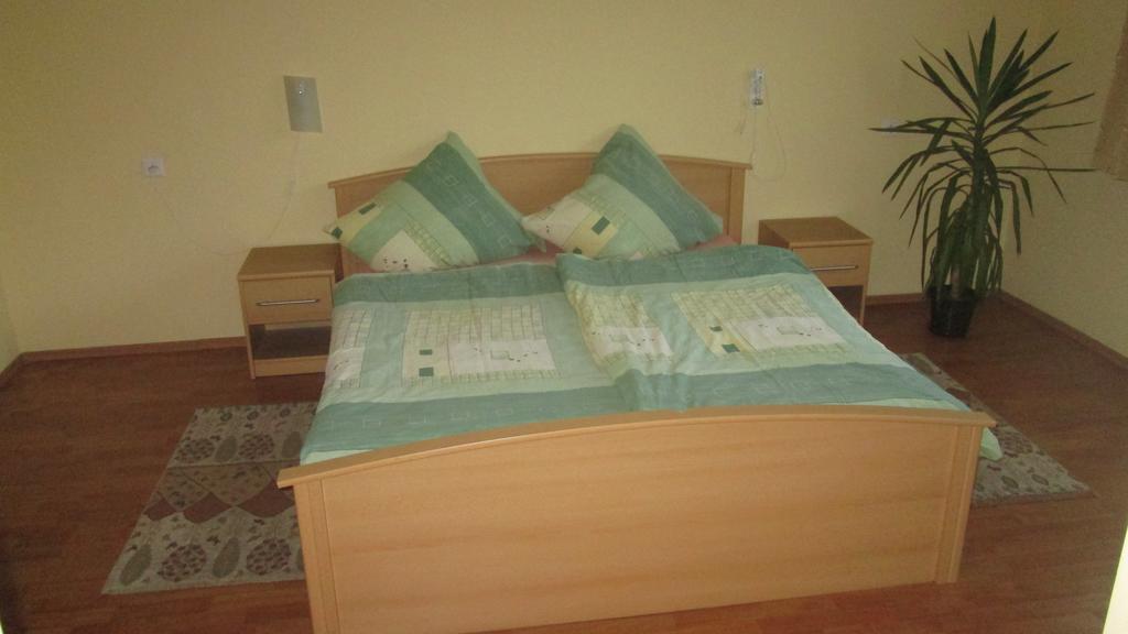 Noclegi Olimp Opole Chambre photo